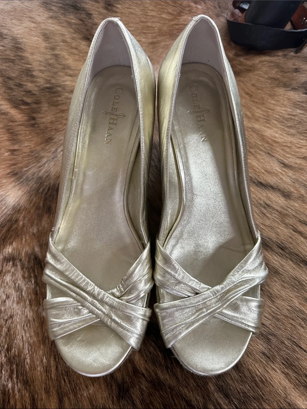 Cole Haan Women's Metallic Gold Crisscross Peep-Toe y 2.5” Wedge Heels, 11B NWOT